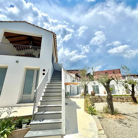 Il Borgo * בארי סארדו